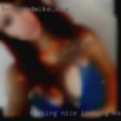 Fucking nice looking married lady.